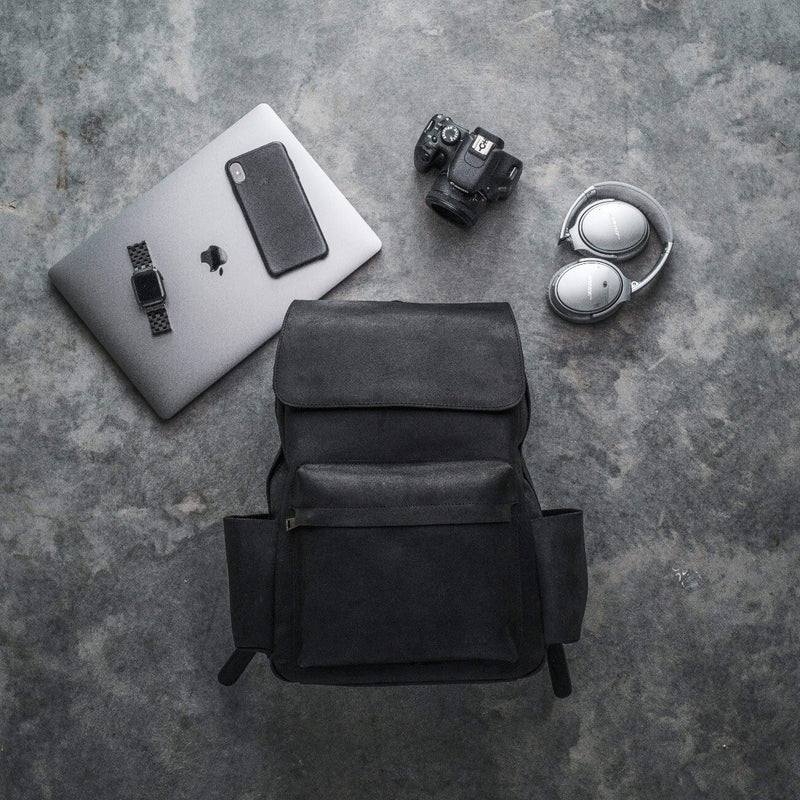 Leather Rugged Backpack - Black Edition by Bullstrap